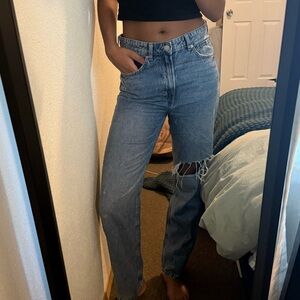 Straight leg 90s jeans
